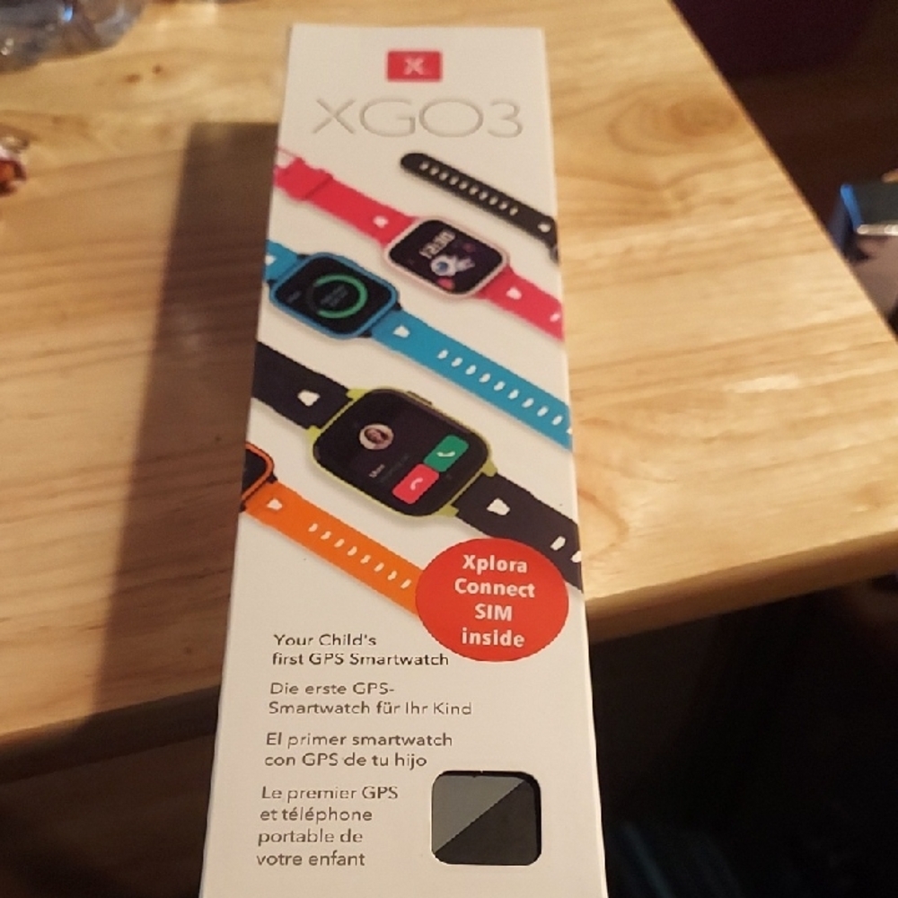 XGO3 Kids Smartwatch - Black, Blue, Pink